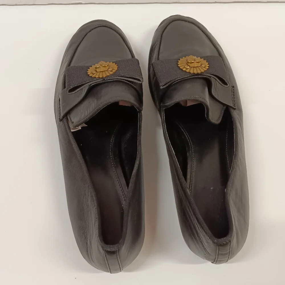 Michael Kors Rory Lion Head  Genuine Leather Loafer Black w Gold Size 7.5M